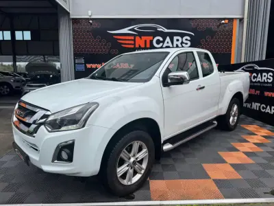 Isuzu  2019
