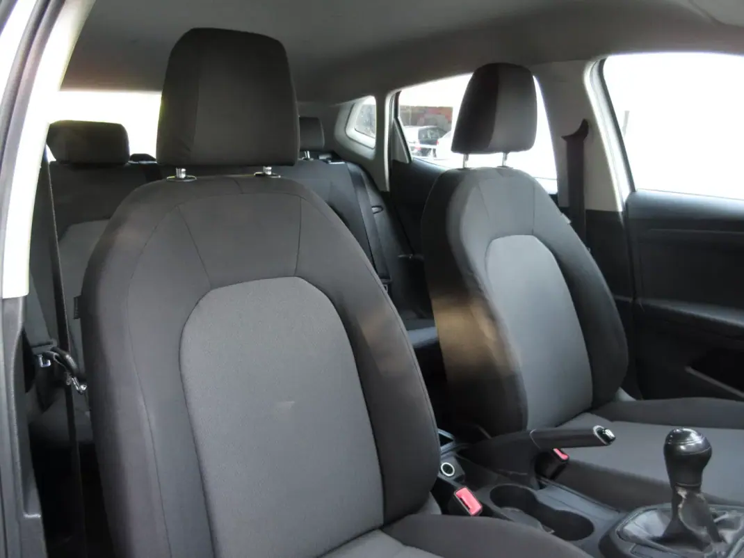 SEAT Ibiza 2018 - 10990 EUR, 195000 km - 195000km - foto 26 de 37