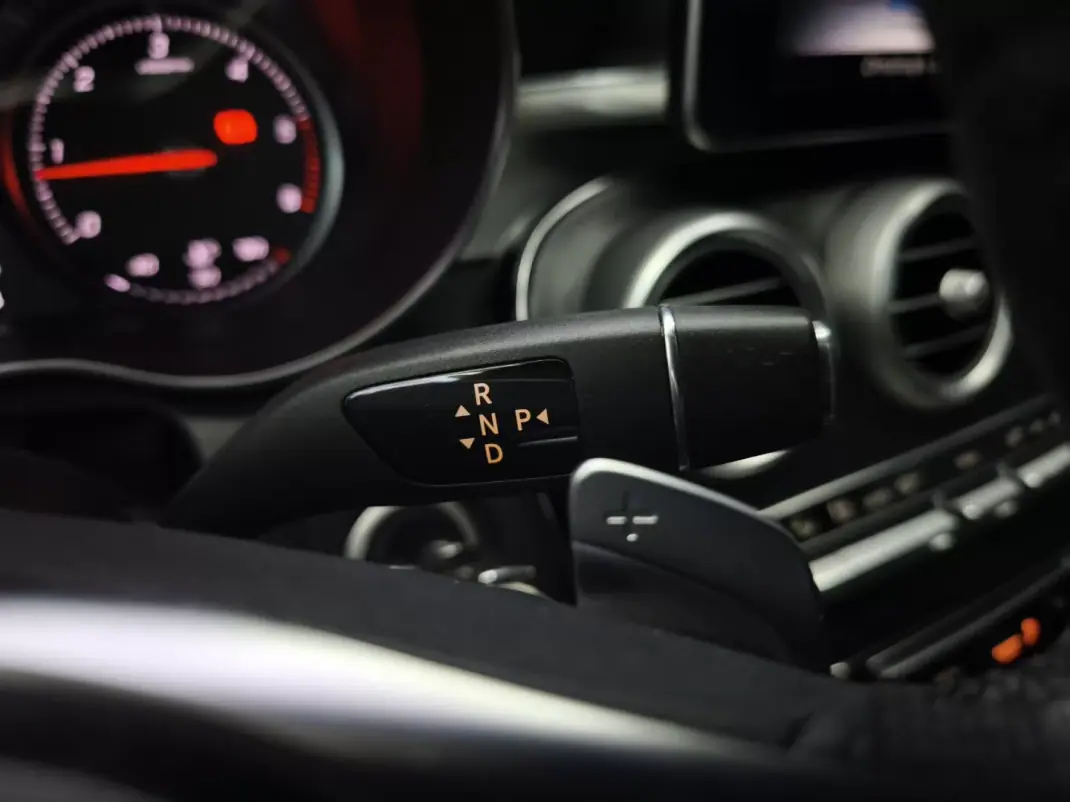 Mercedes-Benz C 220 2017 - 30950 EUR, 148819 km - AUTO.MOTO.pt - 148819km - foto 27 de 44