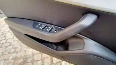 Audi A4 Avant 2017 - 19900 EUR, 194589 km - AUTO.MOTO.pt - 194589km - foto 16 de 25