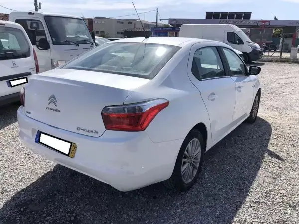 Citroën C-Elysée 2016 - 6999 EUR, 119000 km - AUTO.MOTO.pt - 119000km - foto 14 de 16