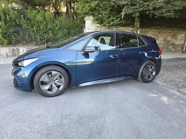 Cupra Born 2022 - 24499 EUR, 88036 km - AUTO.MOTO.pt - 88036km - foto 19 de 53