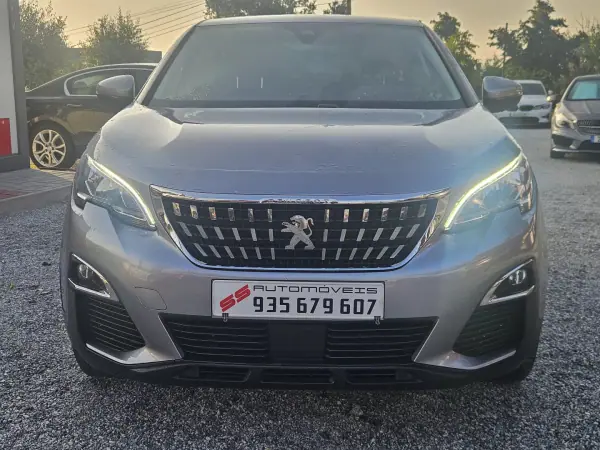 Peugeot 3008 2019 - 14900 EUR, 129000 km - AUTO.MOTO.pt - 129000km - foto 4 de 38