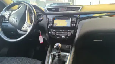 Nissan Qashqai 2015 - 11900 EUR, 165000 km - AUTO.MOTO.pt - 165000km - foto 16 de 16