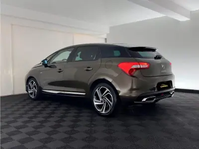 Citroën DS5 2013 - 10890 EUR, 241713 km - 241713km - foto 3 de 17
