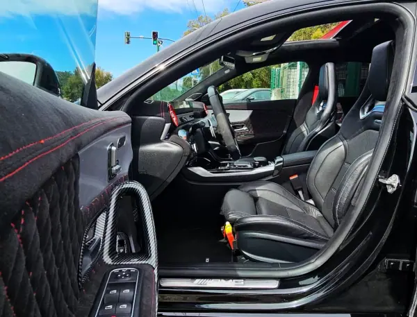 Mercedes-Benz CLA 45 AMG 2020 - 57500 EUR, 49000 km - AUTO.MOTO.pt - 49000km - foto 27 de 40
