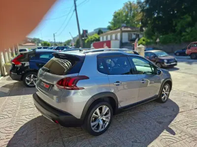Peugeot 2008 2017 - 10000 EUR, 178323 km - 178323km - foto 6 de 37
