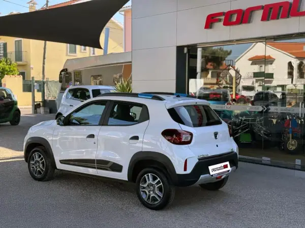 Dacia Spring 2021 - 11400 EUR, 25983 km - AUTO.MOTO.pt - 25983km - foto 2 de 30