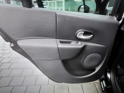 Renault Modus 2008 - 4500 EUR, 132000 km - AUTO.MOTO.pt - 132000km - foto 37 de 42