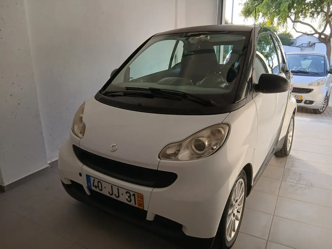 Smart ForTwo Coupé 2010 - 4500 EUR, 200000 km - 200000km - foto 4 de 7