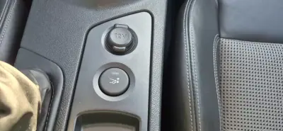 Peugeot RCZ 2014 - 15750 EUR, 213000 km - AUTO.MOTO.pt - 213000km - foto 25 de 31