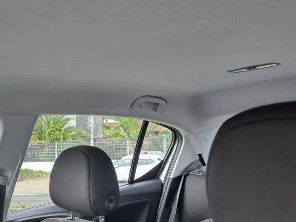 Opel Corsa 2017 - 12900 EUR, 88000 km - AUTO.MOTO.pt - 88000km - foto 37 de 38