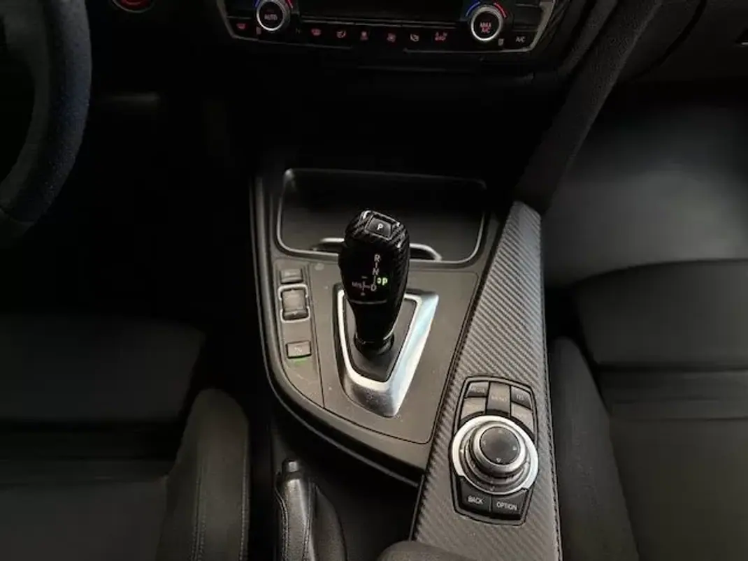 BMW 418 Gran Coupé 2016 - 20750 EUR, 175100 km - AUTO.MOTO.pt - 175100km - foto 13 de 13