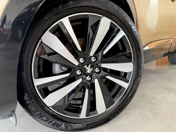 Peugeot 3008 2017 - 18500 EUR, 155000 km - AUTO.MOTO.pt - 155000km - foto 89 de 112