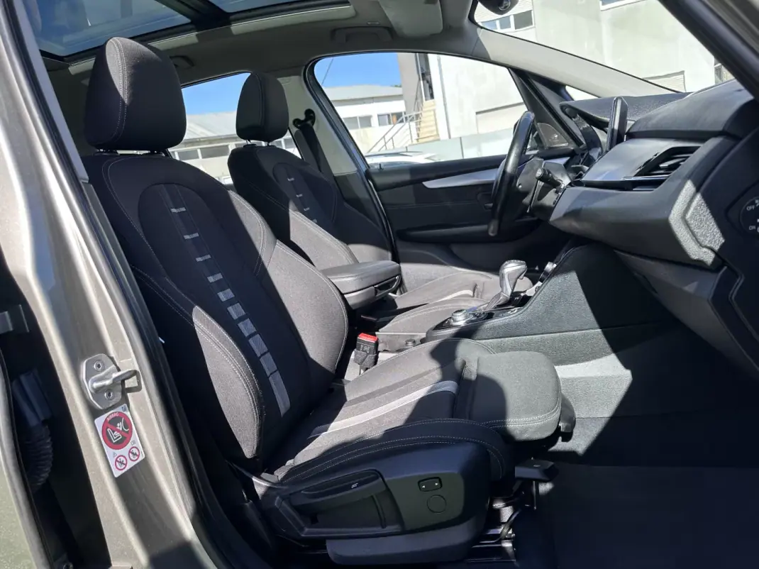BMW 216 Gran Tourer 2015 - 14900 EUR, 180000 km - AUTO.MOTO.pt - 180000km - foto 73 de 77