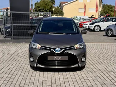 Toyota Yaris 2016 - 14500 EUR, 101000 km - AUTO.MOTO.pt - 101000km - foto 3 de 19