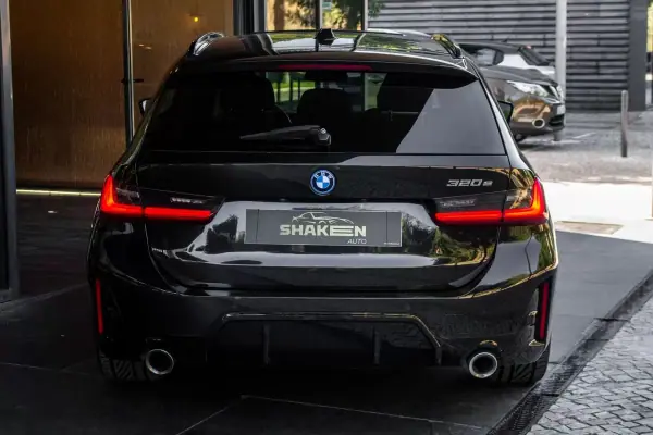 BMW 320 2022 - 34990 EUR, 82844 km - AUTO.MOTO.pt - 82844km - foto 10 de 43