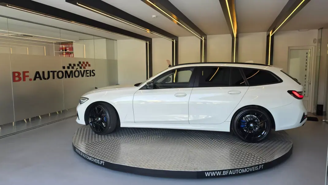 BMW 320 2021 - 25900 EUR, 221792 km - AUTO.MOTO.pt - 221792km - foto 12 de 61