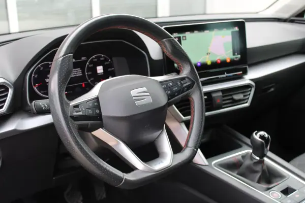 SEAT Leon 2021 - 15990 EUR, 192000 km - AUTO.MOTO.pt - 192000km - foto 23 de 32
