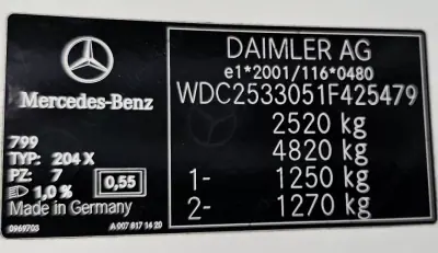 Mercedes-Benz GLC 220 2018 - 44500 EUR, 88000 km - AUTO.MOTO.pt - 88000km - foto 11 de 30