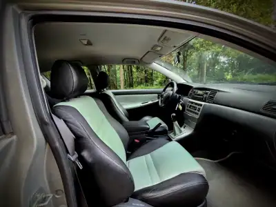 Toyota Corolla 2002 - 11900 EUR, 196000 km - AUTO.MOTO.pt - 196000km - foto 18 de 23