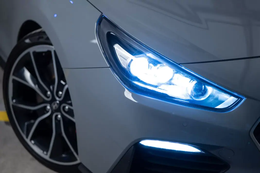 Hyundai i30 Fastback N 2021 - 32000 EUR, 85000 km - AUTO.MOTO.pt - 85000km - foto 2 de 25