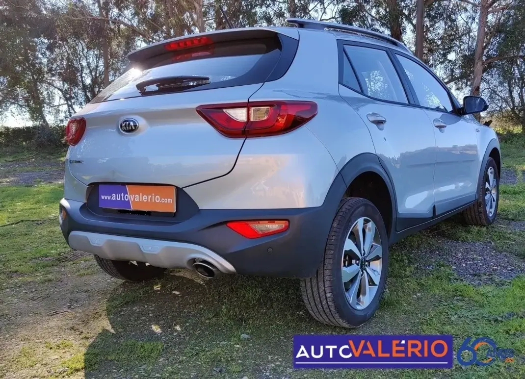 Kia Stonic 2021 - 14950 EUR, 58240 km - AUTO.MOTO.pt - 58240km - foto 5 de 29