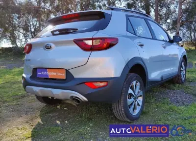 Kia Stonic 2021 - 14950 EUR, 58240 km - AUTO.MOTO.pt - 58240km - foto 5 de 29