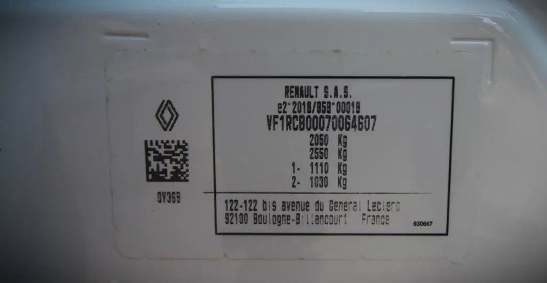 Renault Mégane E-Tech 2022 - 21000 EUR, 31000 km - AUTO.MOTO.pt - 31000km - foto 29 de 29