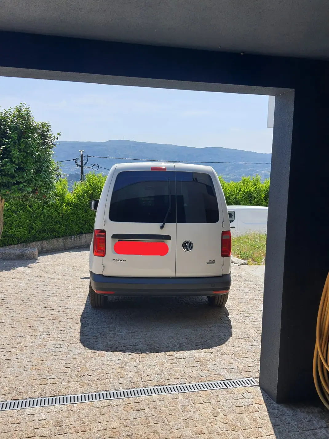 VW CADDY 2.0 TDI EXTRA AC 2016 - 14500 EUR, 76000 km - AUTO.MOTO.pt - 76000km - foto 5 de 7