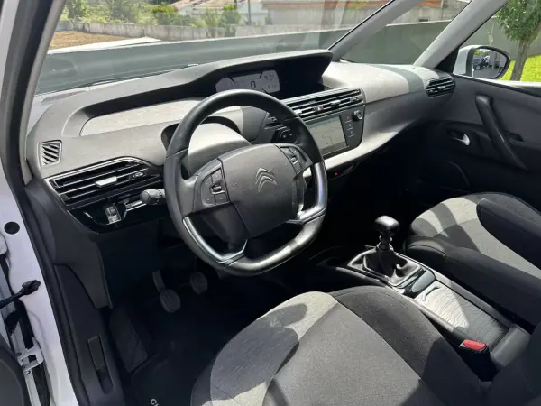 Citroën C4 Spacetourer 2020 - 14500 EUR, 197000 km - AUTO.MOTO.pt - 197000km - foto 22 de 58