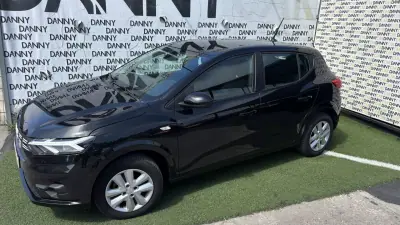 Dacia Sandero 2023 - 15900 EUR, 18000 km - AUTO.MOTO.pt - 18000km - foto 2 de 4