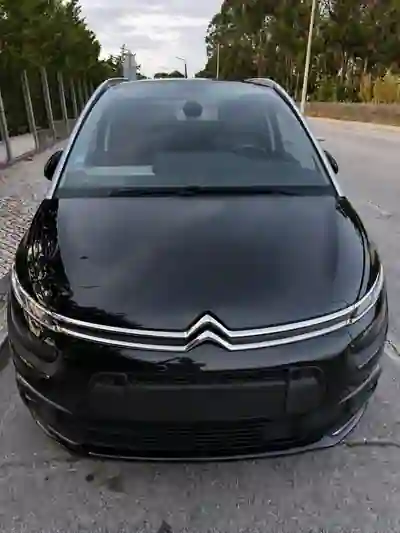 Citroën Grand C4 Spacetourer 2020 - 16300 EUR, 106000 km - 106000km - foto 1 de 13