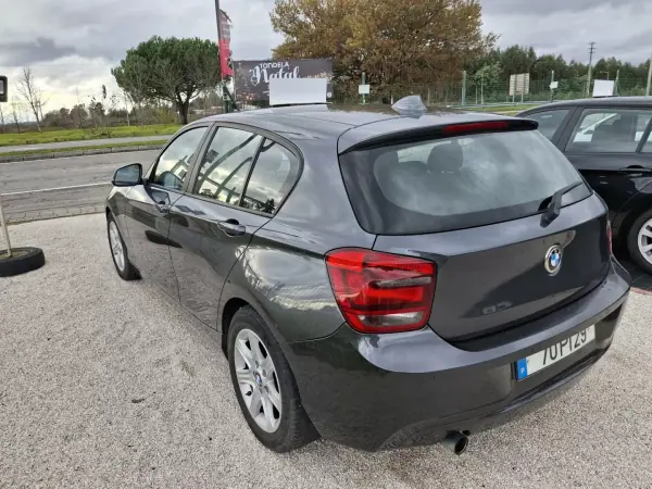 BMW 116 2014 - 13900 EUR, 205123 km - AUTO.MOTO.pt - 205123km - foto 4 de 11