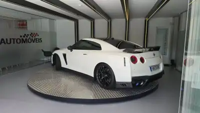 Nissan GT-R 2017 - 149900 EUR, 50238 km - AUTO.MOTO.pt - 50238km - foto 14 de 57