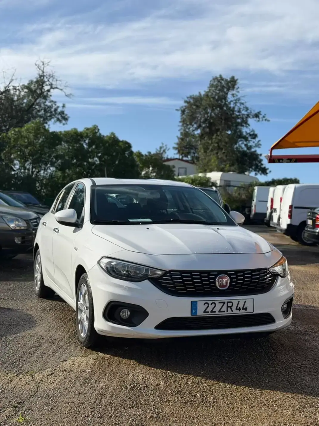 Fiat Tipo 2019 - 11500 EUR, 126375 km - AUTO.MOTO.pt - 126375km - foto 1 de 9