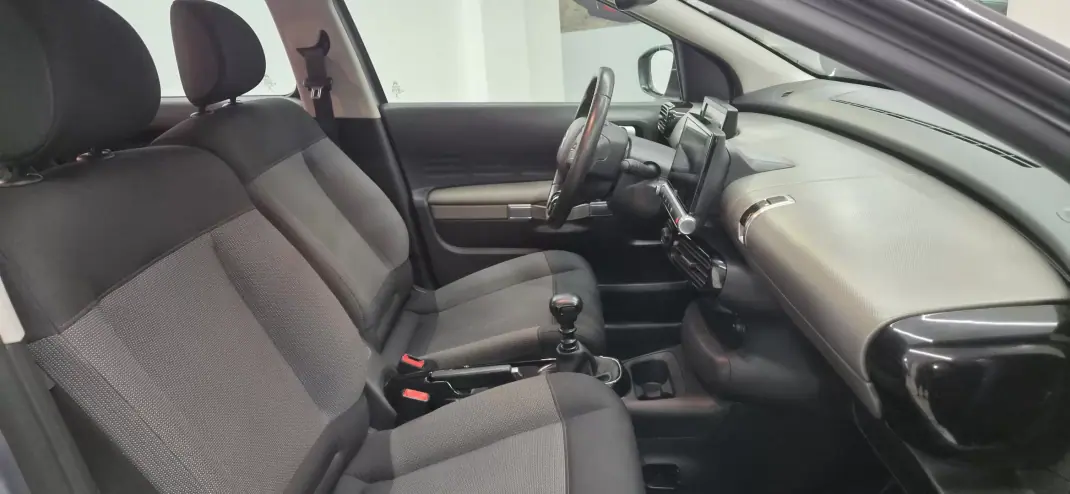Citroën C4 Cactus 2019 - 11990 EUR, 182018 km - 182018km - foto 36 de 38