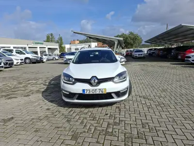 Renault Mégane Sport Tourer 2014 - 11500 EUR, 130900 km - AUTO.MOTO.pt - 130900km - foto 3 de 28