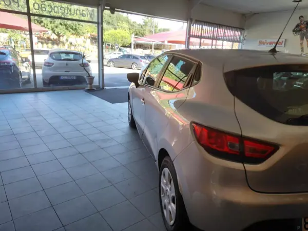 Renault Clio 2014 - 9490 EUR, 56000 km - 56000km - foto 7 de 20