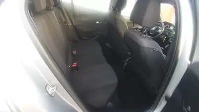 Peugeot 2008 2023 - 18250 EUR, 30000 km - AUTO.MOTO.pt - 30000km - foto 18 de 44