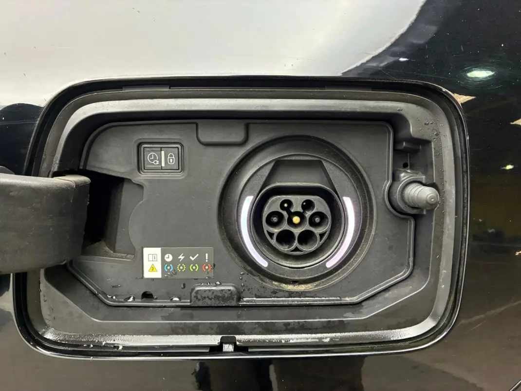 Citroën C5 Aircross 2021 - 18900 EUR, 123000 km - AUTO.MOTO.pt - 123000km - foto 13 de 14