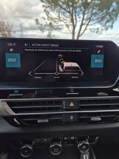 Citroën C4 2022 - 20500 EUR, 85000 km - AUTO.MOTO.pt - 85000km - foto 32 de 39