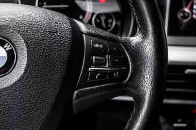 BMW X5 2015 - 27900 EUR, 170106 km - AUTO.MOTO.pt - 170106km - foto 15 de 44