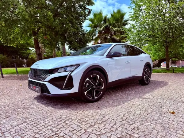 Peugeot 408 2025