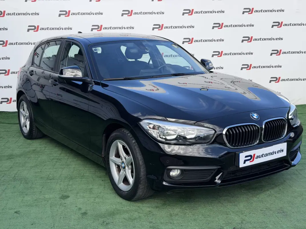 BMW 116 2018 - 17450 EUR, 76300 km - AUTO.MOTO.pt - 76300km - foto 4 de 10