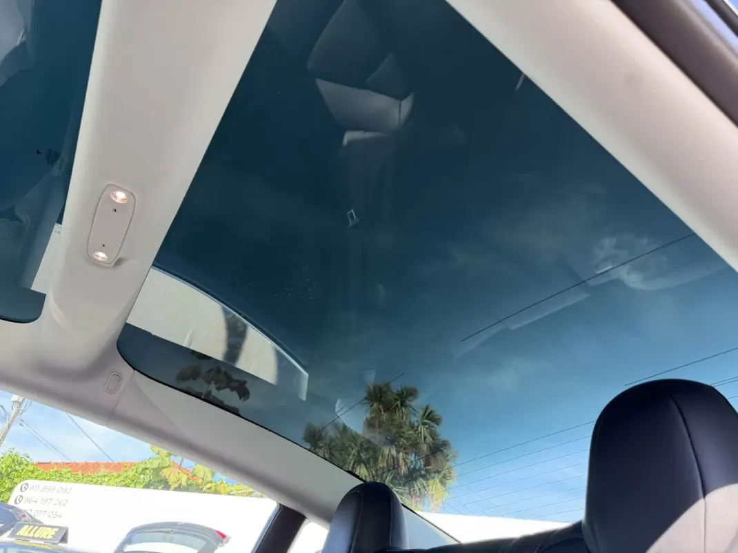 Tesla Model 3 2020 - 29500 EUR, 89581 km - 89581km - foto 47 de 48