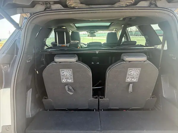 Peugeot 5008 2018 - 19900 EUR, 202000 km - AUTO.MOTO.pt - 202000km - foto 10 de 11