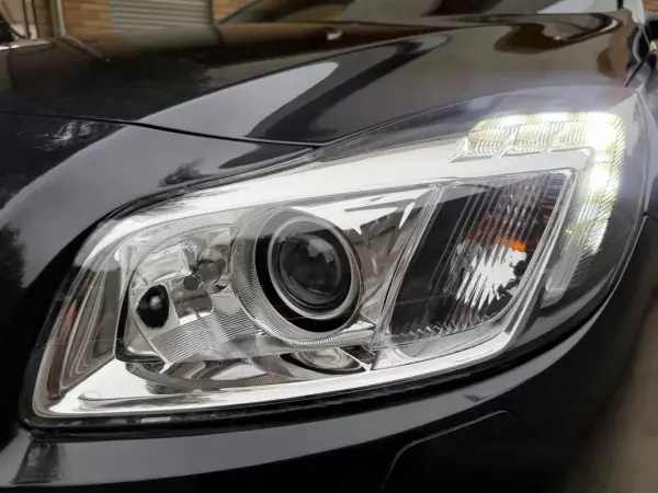 Opel Insignia Sports Tourer 2011 - 5750 EUR, 253323 km - AUTO.MOTO.pt - 253323km - foto 36 de 50