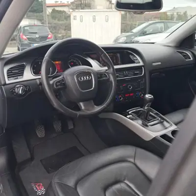 Audi A5 2009 - 13490 EUR, 258000 km - AUTO.MOTO.pt - 258000km - foto 10 de 20