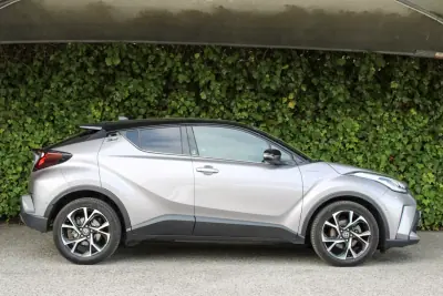 Toyota C-HR 2021 - 26900 EUR, 80500 km - 80500km - foto 6 de 18